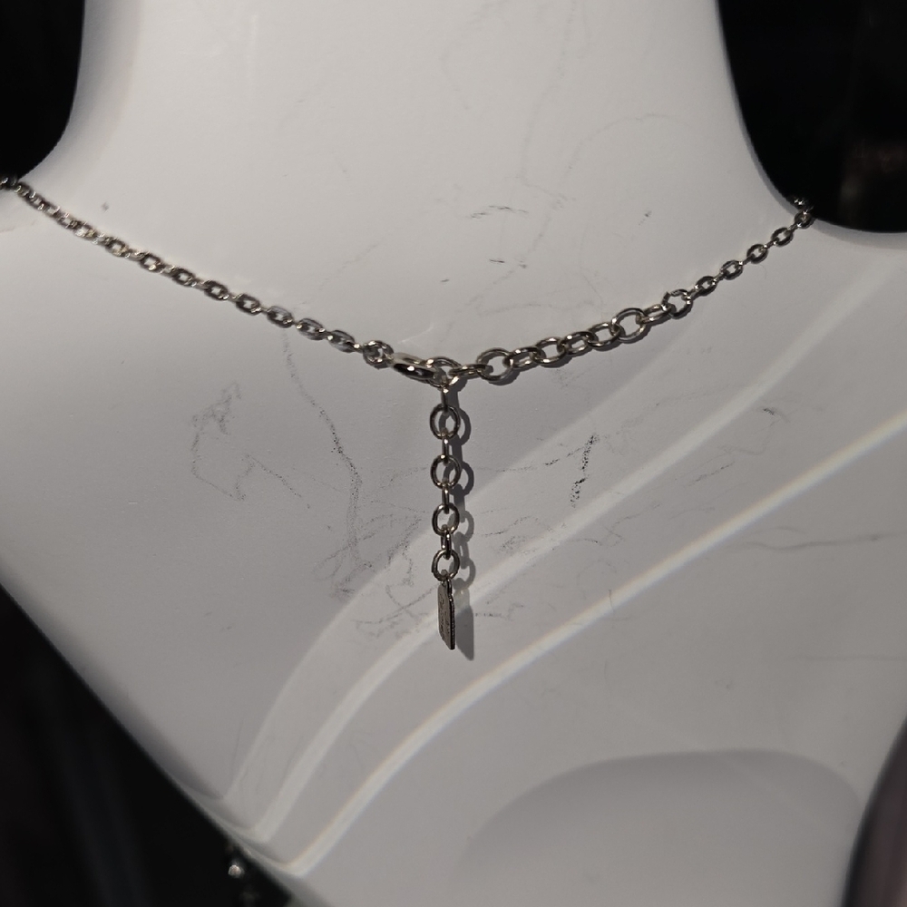 Victorian Styled Black and Silver Necklace by Jan Palmer - Picture 3 of 9